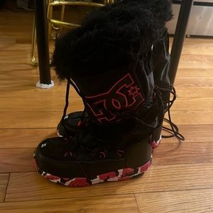 DC snow boots